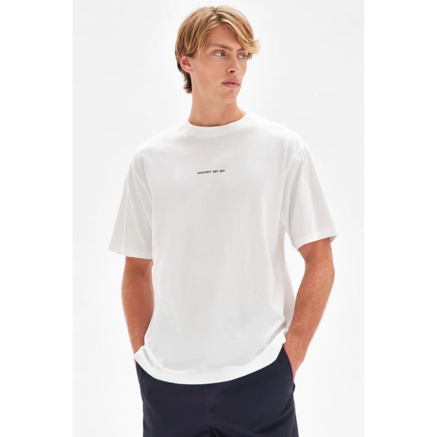 Man. Assembly Label | Assembly Label Mens Established Tee White / Black